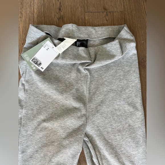 H & M Ribbed flare track pants - Picture 2 of 2